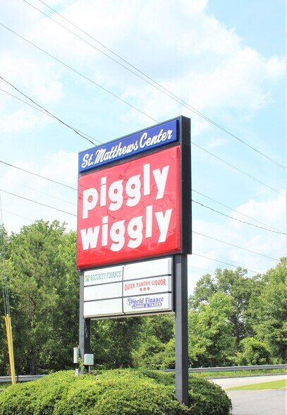 More Photos Of 611-621 Harry C Raysor Dr, Saint Matthews General Retail For Lease