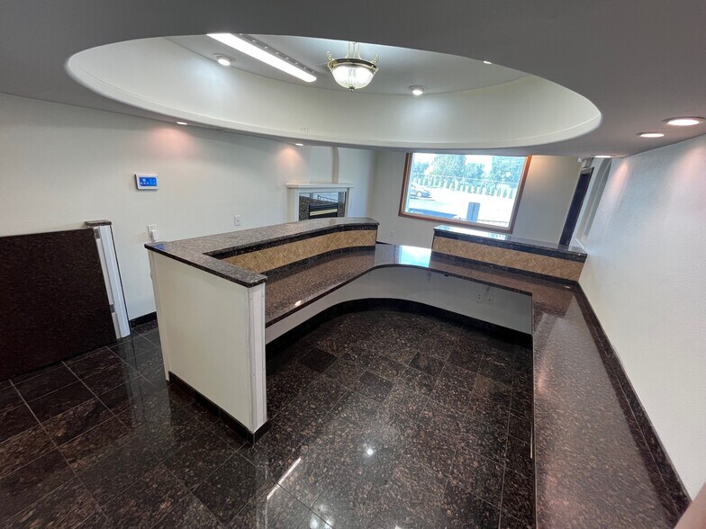 More Photos Of 1715 W Kennewick Ave, Kennewick Medical For Sale