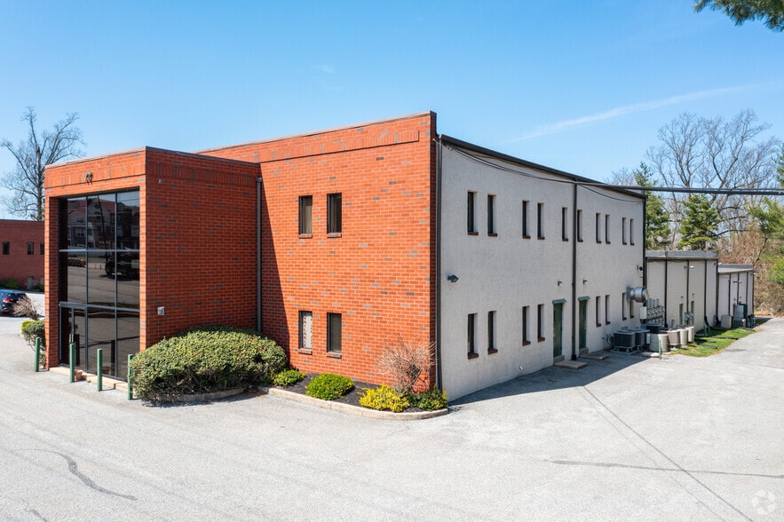 More Photos Of 77 W Baltimore Pike, Media Flex For Lease