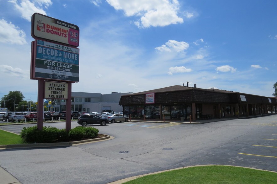 More Photos Of 9228 Indianapolis Blvd, Highland Storefront For Lease