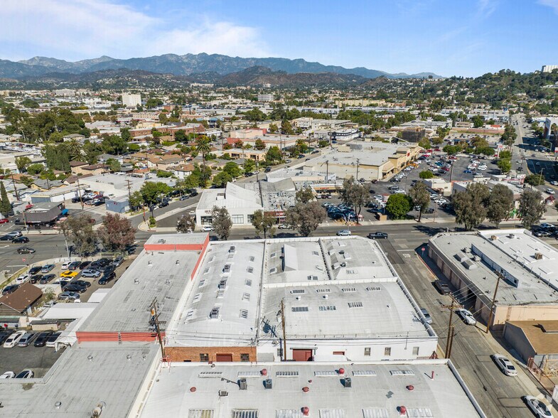 More Photos Of 4101-4103 San Fernando Rd, Glendale Storefront For Lease