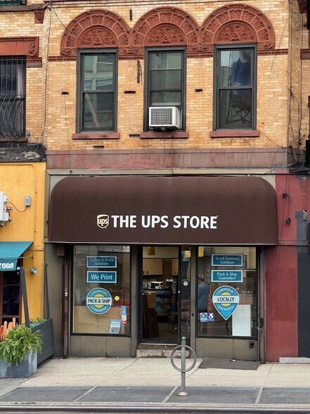 More Photos Of 315 Flatbush Ave, Brooklyn General Retail For Sale