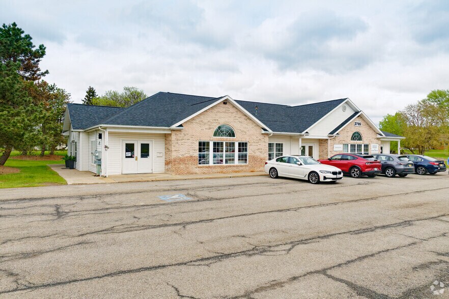 More Photos Of 2735-2775 Buffalo Rd, Rochester Medical For Lease