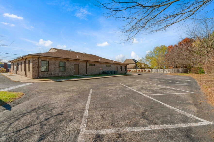More Photos Of 86 Coraopolis Rd, Coraopolis Daycare Center For Lease