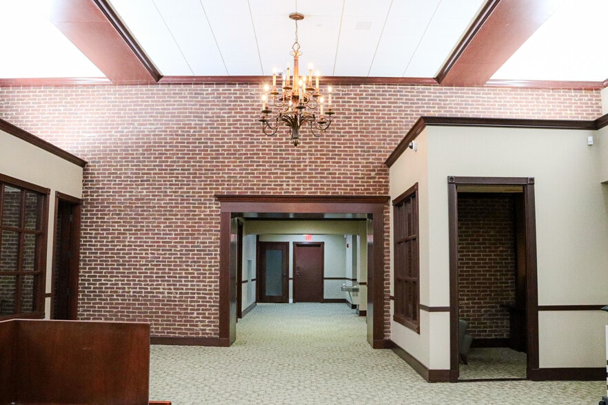 More Photos Of 800 Market St, Chattanooga Apartments For Sale
