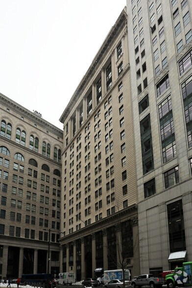 More Photos Of 1339 Chestnut St, Philadelphia Office For Lease