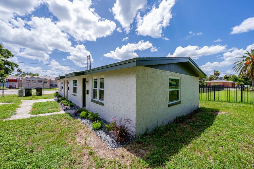 More Photos Of 259 Jefferson St, Daytona Beach Multifamily For Sale