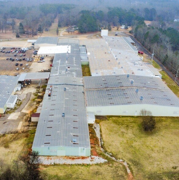More Photos Of 6400 County Road 200, Florence Manufacturing For Sale