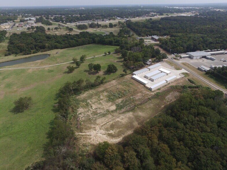 More Photos Of 1337 Arbala Rd, Sulphur Springs Self Storage For Sale