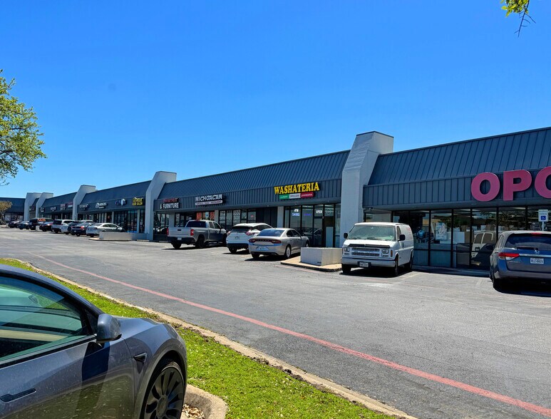 More Photos Of 3030 N Josey Ln, Carrollton Unknown For Lease