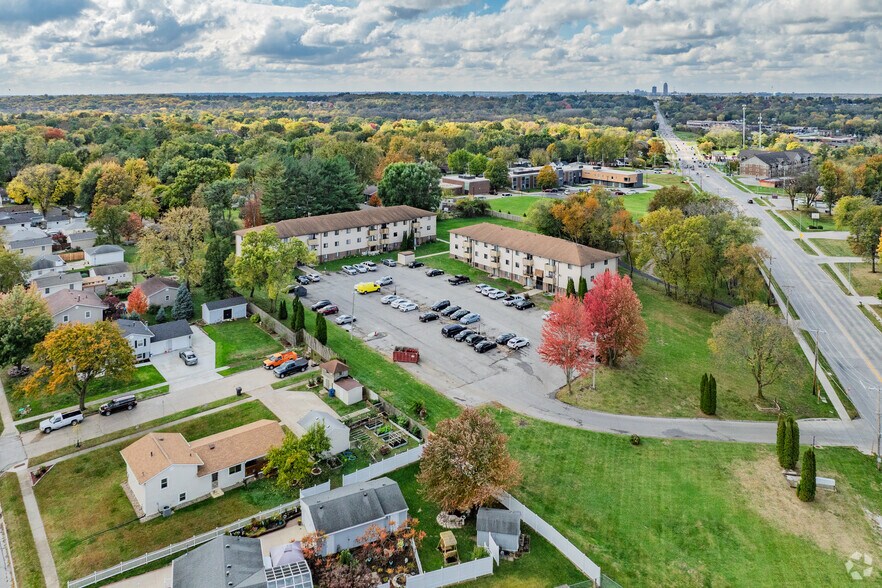 More Photos Of 4210 Hubbell Ave, Des Moines Apartments For Sale