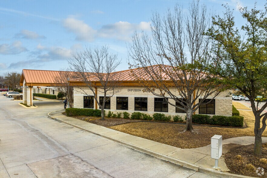 More Photos Of 4352 N Josey Ln, Carrollton Medical For Lease