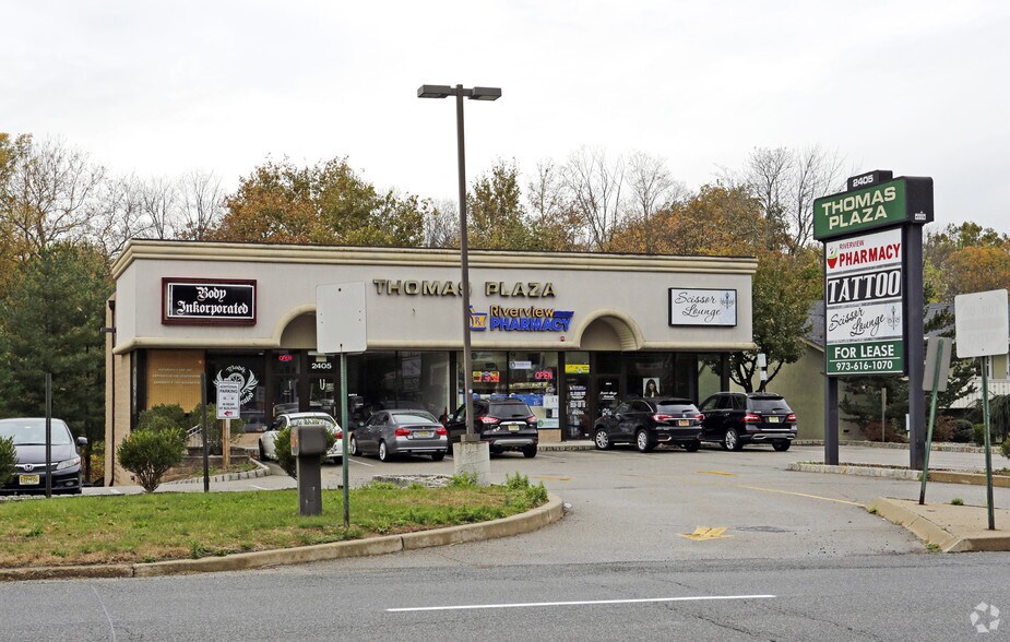 More Photos Of 2405 Hamburg Tpke, Wayne Storefront Retail Office For Lease