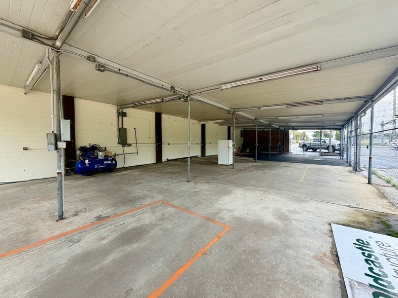 More Photos Of 798 Clearlake Rd, Cocoa Industrial For Lease