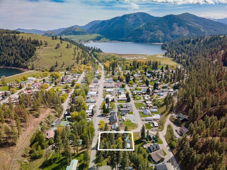 100 Boone, Conconully, WA 98819 Hotel For Sale