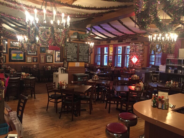 More Photos Of 50 E Washington St, Chicago Medical For Sale