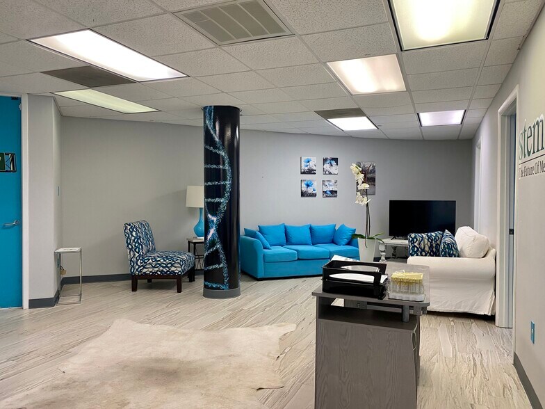 More Photos Of 4401 W Kennedy Blvd, Tampa Office For Lease