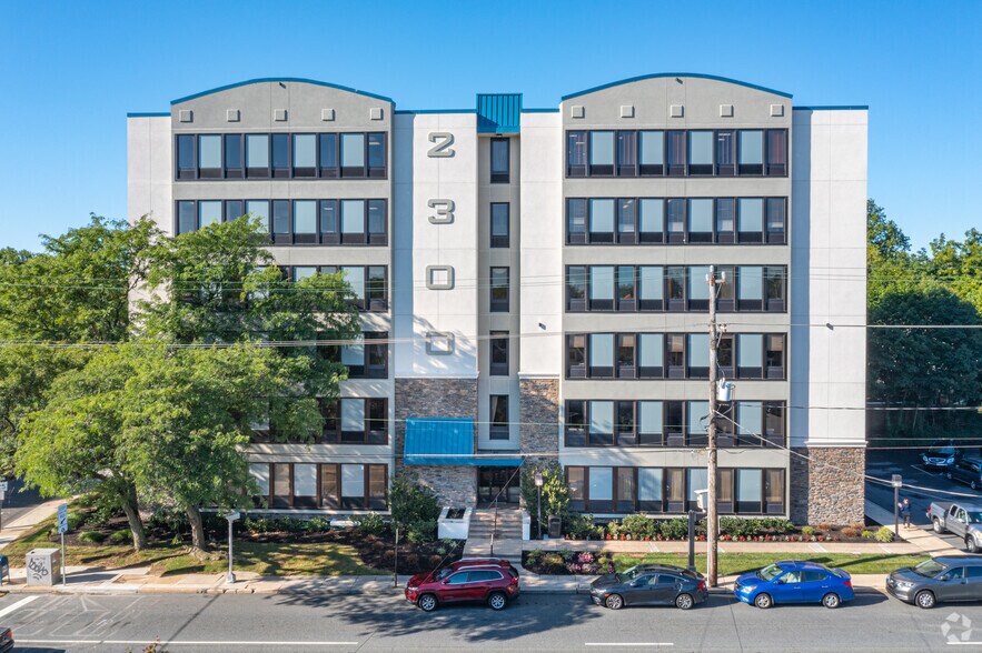 More Photos Of 2300 Pennsylvania Ave, Wilmington Medical For Sale