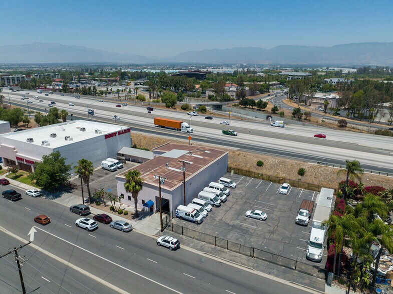 More Photos Of 484 E Redlands Blvd, San Bernardino Auto Repair For Sale