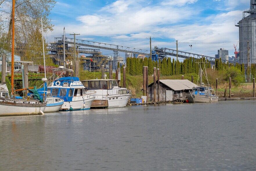 More Photos Of 9505 Gunderson Rd, Delta Industrial For Sale
