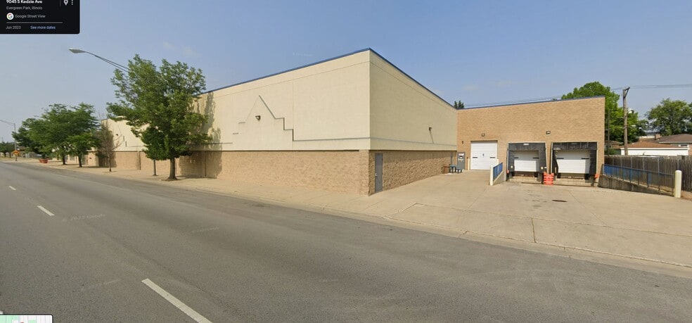 More Photos Of 9015 S Kedzie Ave, Evergreen Park Warehouse For Lease
