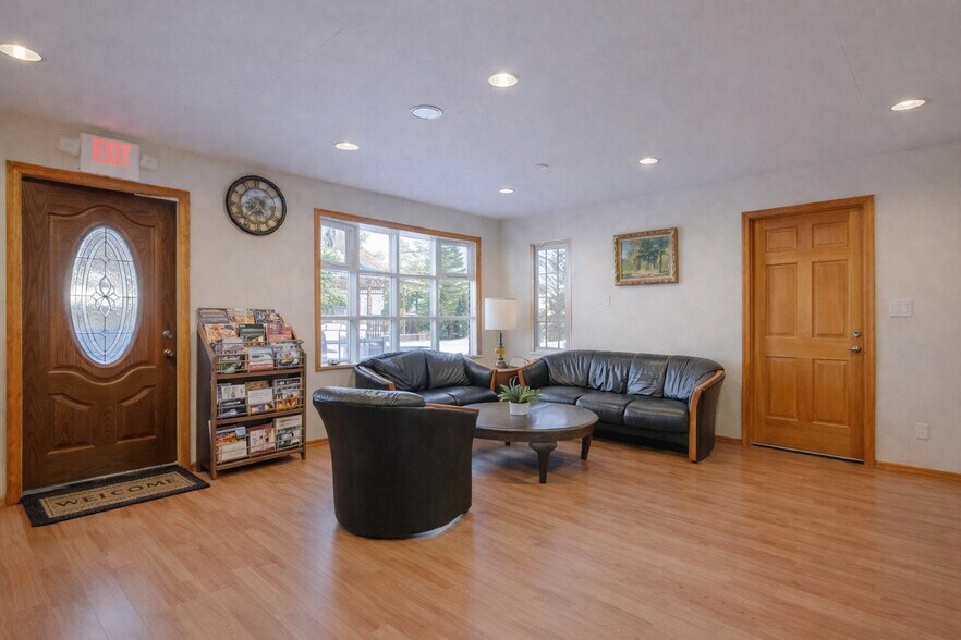 More Photos Of 9 Solway Rd, Saugerties Specialty For Sale