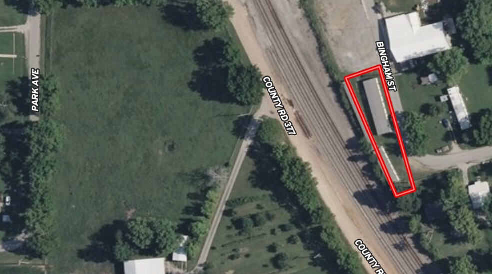 More Photos Of 101 Bingham st, Koshkonong Specialty For Sale