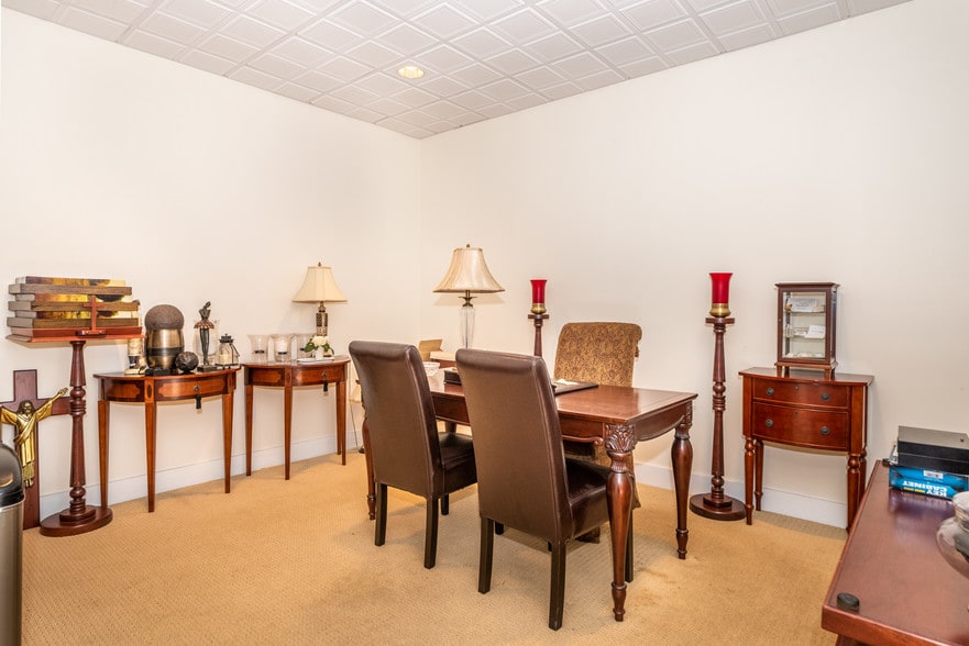 More Photos Of 97 Broadway, Verplanck Funeral Home For Lease