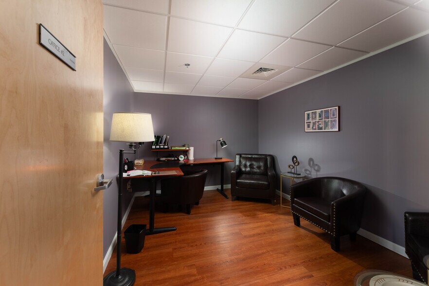 More Photos Of 1842 Beacon St, Brookline Medical For Sale