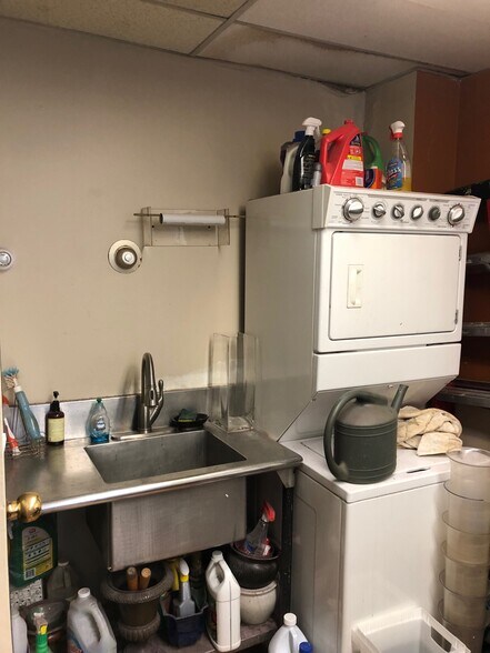 More Photos Of 852 10th Ave, New York Storefront Retail Residential For Sale