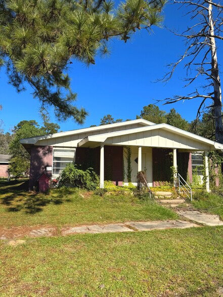 More Photos Of 350 Springhill St, Jasper Skilled Nursing Facility For Sale