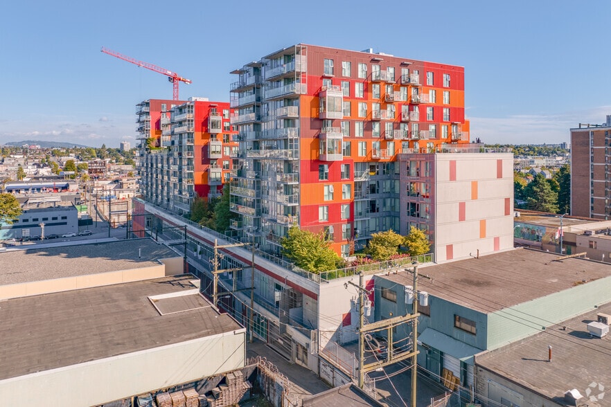 More Photos Of 939 Hastings St E, Vancouver Flex For Sale