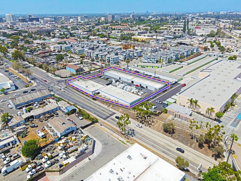 More Photos Of 115-117 N Standard Ave, Santa Ana Warehouse For Lease