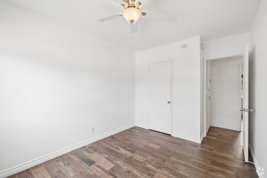 More Photos Of 6801-6809 Valmont St, Tujunga Apartments For Sale