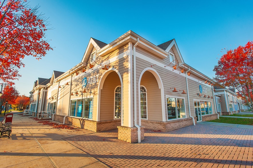 More Photos Of 855 Montauk Highway, Shirley Unknown For Lease