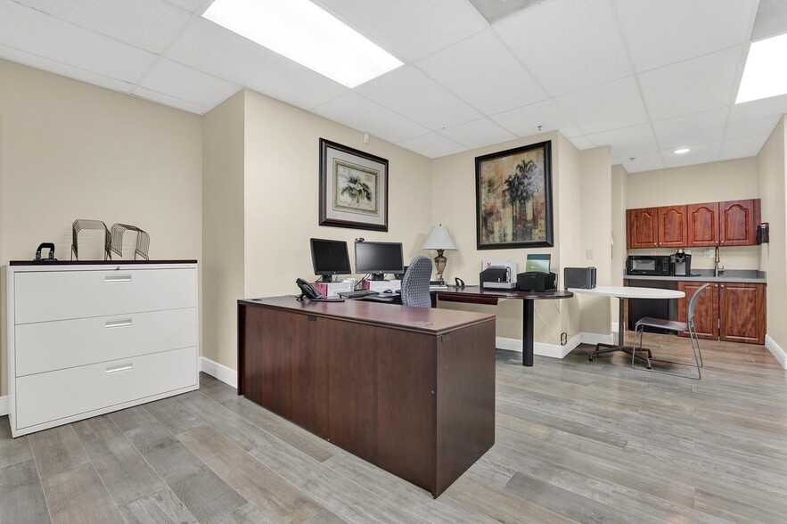 More Photos Of 5801 NW 151st St, Miami Lakes Office For Lease