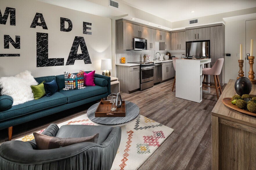 More Photos Of 424 W Pico Blvd, Los Angeles Apartments For Lease