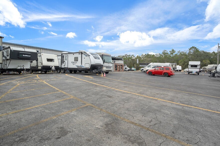 More Photos Of 1601 W Main St, Inverness Auto Dealership For Sale