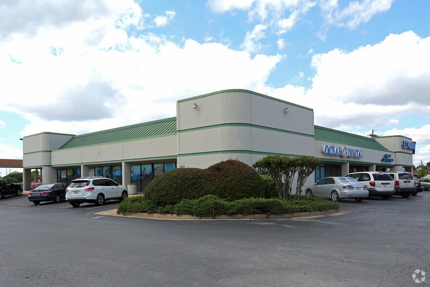 More Photos Of 3116-3138 S Garnett Rd, Tulsa Unknown For Lease
