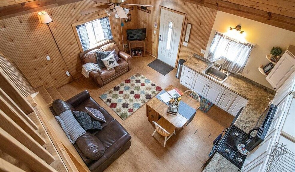 More Photos Of 5972 Richardson Hwy, Fairbanks Lodge Meeting Hall For Sale