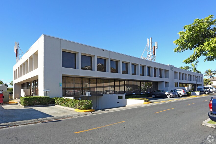 More Photos Of 850 W Hind Dr, Honolulu Medical For Lease