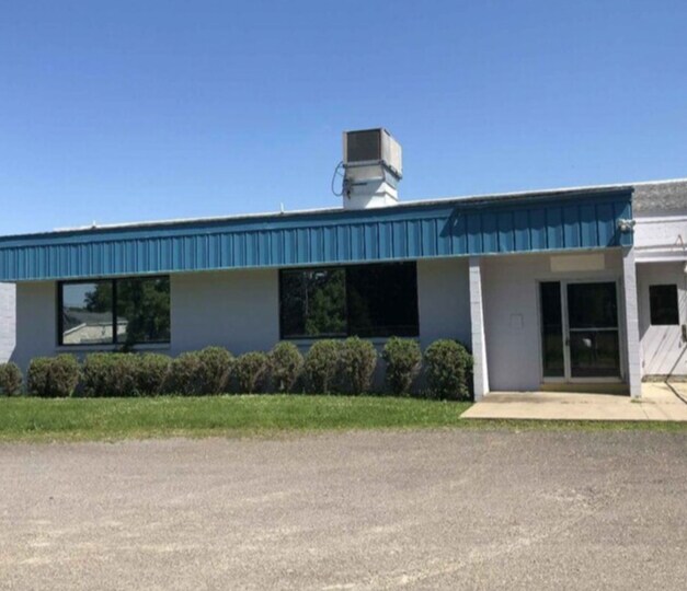 More Photos Of 2251 Constitution Ave, Olean Warehouse For Lease