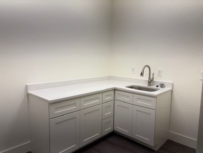 More Photos Of 12855 Banyon Creek, Fort Myers Office For Sale