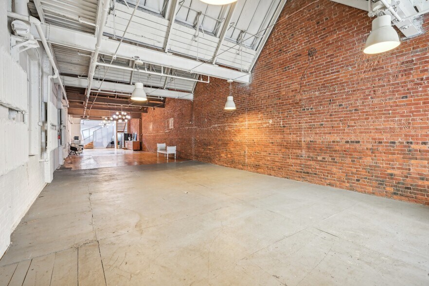 More Photos Of 1027 S Clinton Ave, Trenton Office For Sale