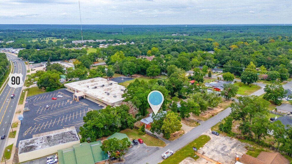 More Photos Of 226 Coleman St, Crestview Office For Sale