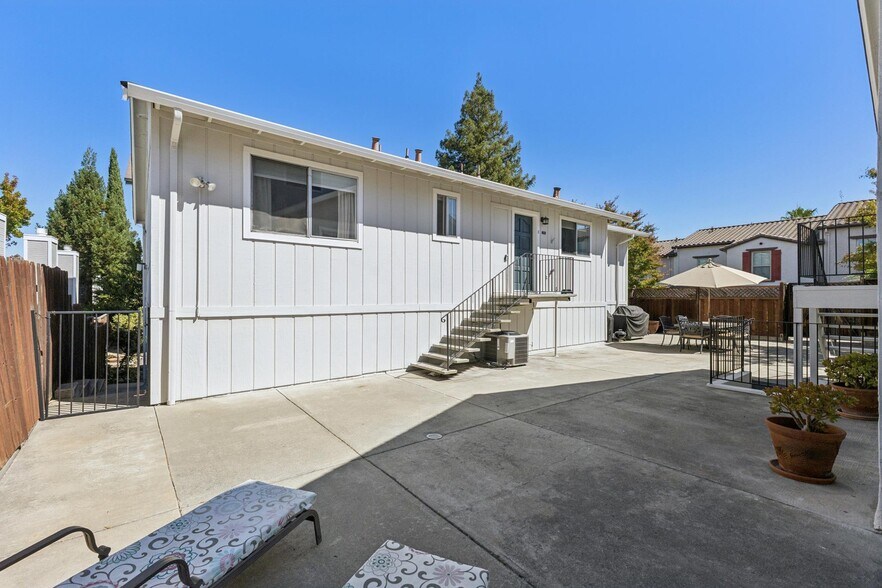More Photos Of 3851 Vineyard Ave, Pleasanton Apartments For Sale
