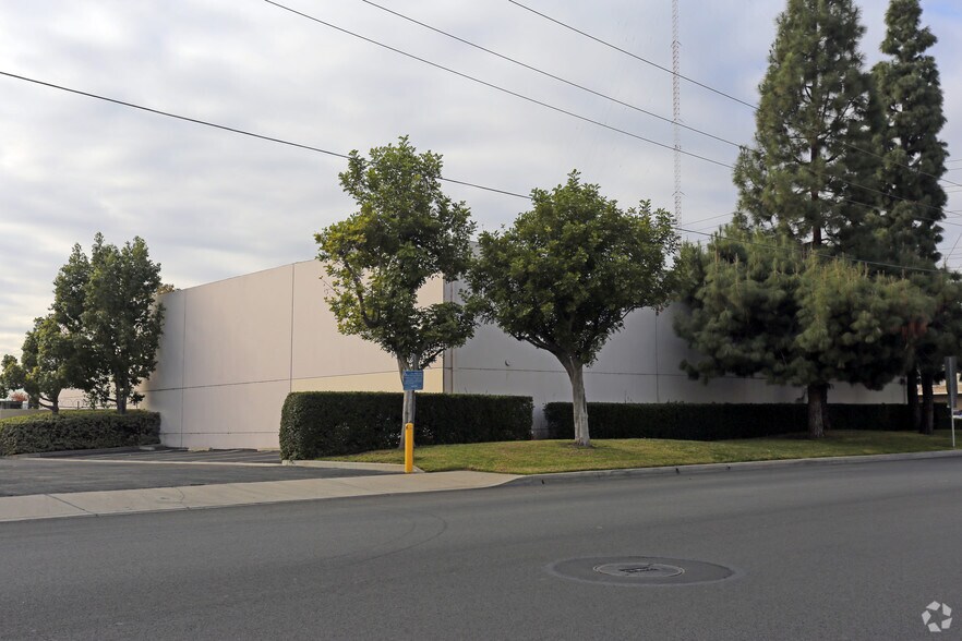 More Photos Of 15020 Desman Rd, La Mirada Manufacturing For Sale