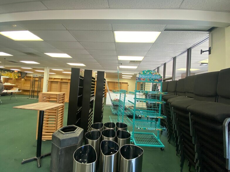 More Photos Of Rte 23 @ Rte 23 & Rte 322, New Holland Unknown For Lease