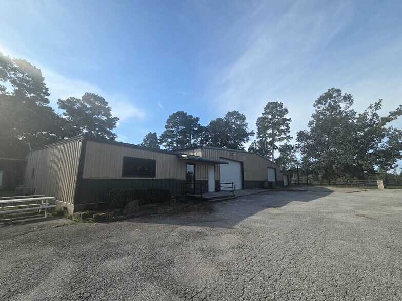 More Photos Of 2745 Interstate 45 S, New Waverly Manufacturing For Sale