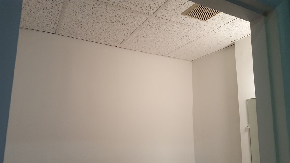 More Photos Of 9244 E Hampton Dr, Capitol Heights Unknown For Lease